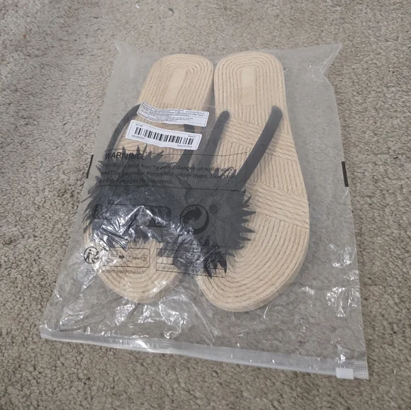 Black Floral Women's Sandals - Picture 8 of 8